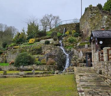 Moncontour Bed & Breakfast | LA GARDE DUCALE