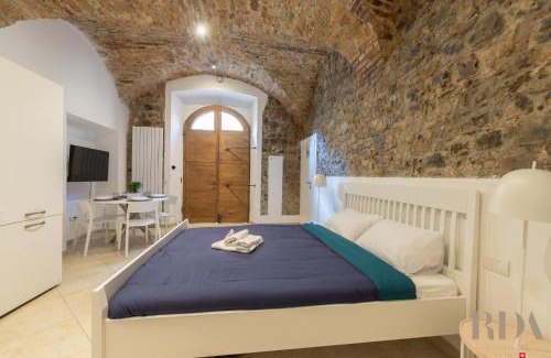 Capolago Apartment | La Grotta 250m dal lago RDA Lux AP