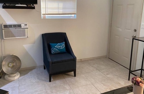 Monclova Apartment | La joya en la zona dorada