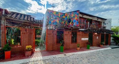 Garzon Hotel | La Liliana Hostal - Gastrobar