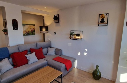 Gijon City Centre Apartment | La Luz de San Agustín - 2 Hab 6p