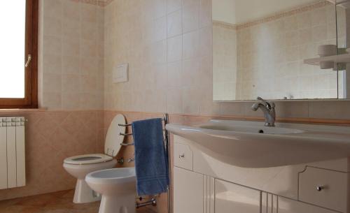 Montecchio House | La Maestà Tuscan Sun