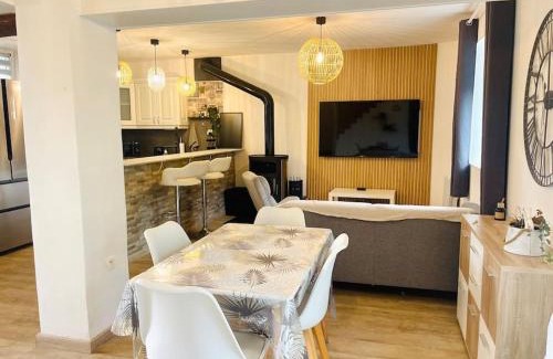 Saint-Hilaire-Saint-Mesmin House | La maison de la Petite Martinières