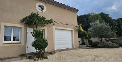 Saint-Pantaleon-les-Vignes House | La Maison de Léonie 26