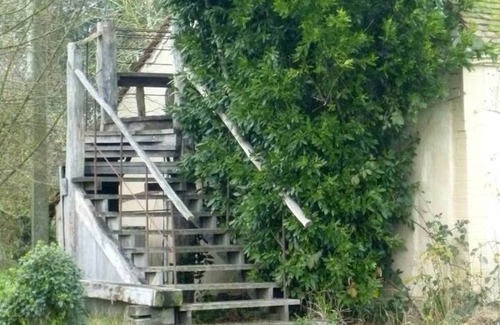 Beauchamps-sur-Huillard House | La Maison de Julien a reunion in the heart of nature