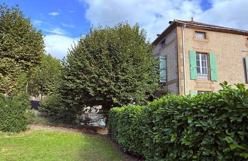 Chalabre House | La Maison Carrée