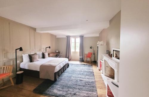 Dinan House | La Maison Pavie