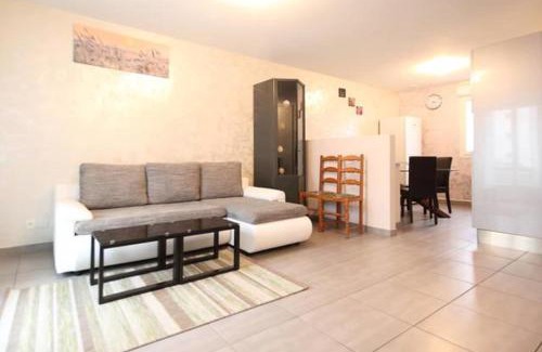 Tours House | La Maison Tourangelle