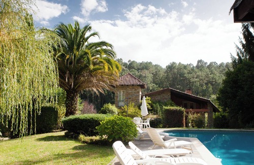 Callobre Villa | La Marisma Villa with private pool and direct access to the river