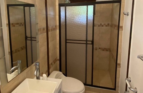 Alegrias Hotel | la milagrosa