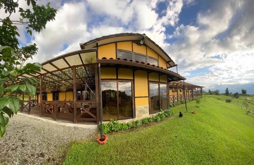 Alegrias Hotel | la milagrosa