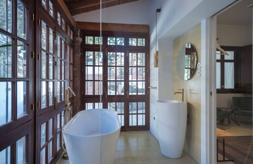 Pedregalejo Hotel | La moderna suites