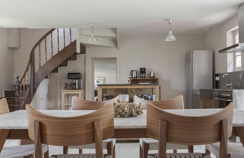 Ambillou House | La Petite Trigalière - Large country gîte for up to 15 people
