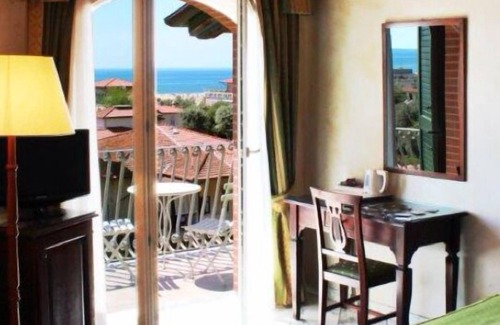 Marina di Pietrasanta Hotel | La Pigna