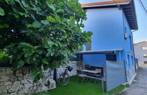 Llanes House | La Pitufina Blue Vacation Home