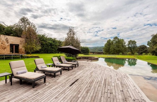 Avandaro Cottage | La Querencia: Estate with pool in Rancho Avándaro
