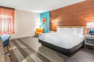 Central Oklahoma City Hotel | La Quinta by Wyndham Oklahoma City Airport