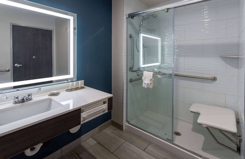 Holbrook Hotel | La Quinta Inn & Suites by Wyndham Holbrook Petrified Forest