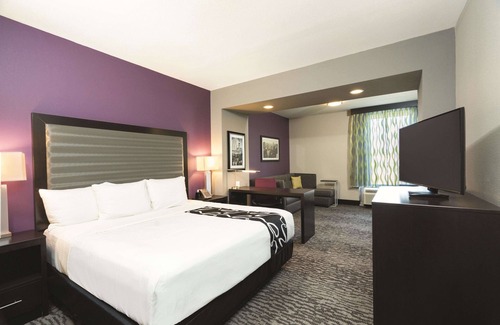 Downtown Memphis Hotel | La Quinta Inn & Suites by Wyndham Memphis Downtown