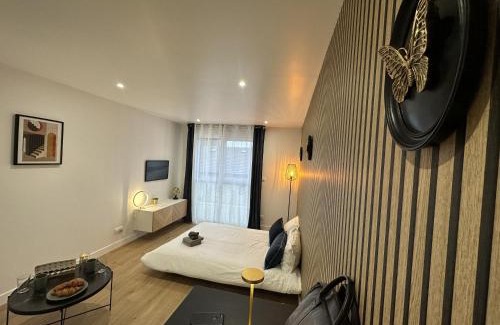 Jouvence House | La Résidence République