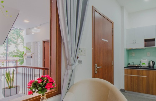 Tran Phu Beach Apartment | La Rire House - Entire serviced apt w/t kitchen- 5’ min to the beach