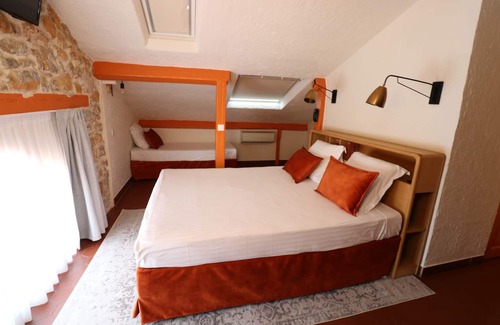 Vence Hotel | LA Roseraie Ouvert Toute L Annee Avec Petit Dejeuner