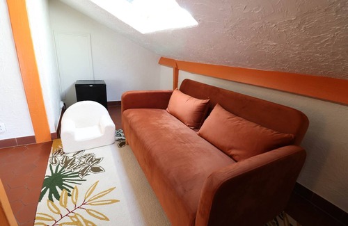 Vence Hotel | LA Roseraie Ouvert Toute L Annee Avec Petit Dejeuner