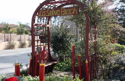 La Selva Beach House | La Selva Beach Guest Suite, Pet Friendly
