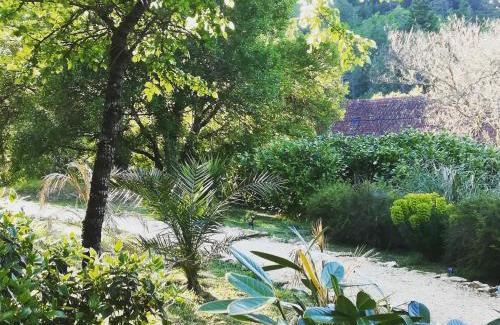 Saint-Cybranet Bed & Breakfast | La Source