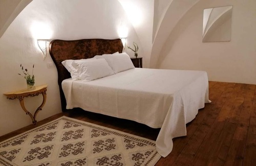 Felline House | La Stanza di Felline 101 con Idromassaggio