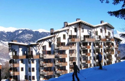 La Perriere Apartment | La Tania - Courchevel Ski-in/Ski-out Apartment for 5 people with Private Sauna