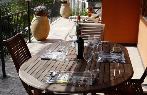 Civezza Apartment | La Tavernetta is a 2 bedrooms apartment for 4/6 persons