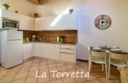 Riva del Garda Apartment | La Torretta Apartment- historical centre- wi-fi and car park