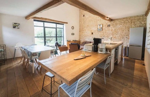 Liniers Cottage | La Tour: Large cottage of character for 8/10 pers