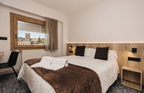 Ripoll House | La Trobada Hotel Sport