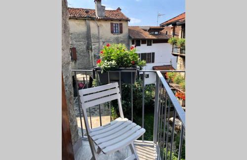 Brovello-Carpugnino House | La vecchia torretta