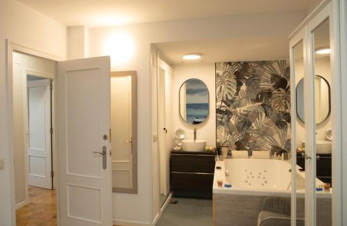 Distrito Sur Apartment | La Veiguela de Gijón I, con plaza de garaje y jacuzzi incluido