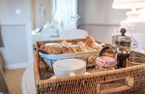 Dinan House | La Villa Côté Cour