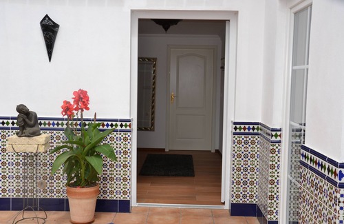 La Camella Villa | "LA VILLA" With Large Heated Wellness Hot Tub And Tropical Garden