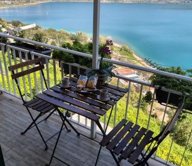 Castel Gandolfo Apartment | la vista sul lago
