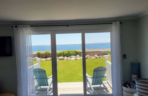 Kennebunk House | LABOR DAY WEEK AVAILABLE! Oceanfront house on Kennebunk Beach