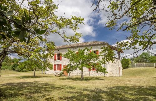 Montcuq-en-Quercy-Blanc Villa | Labouysse - A holiday home in Countryside very private