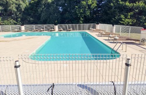 Lacapelle-Marival House | Lac Bleu 34