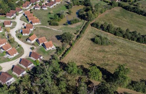 Lacapelle-Marival House | Lac Bleu 34