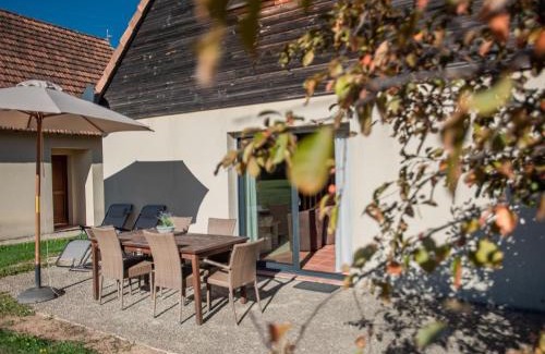 Lacapelle-Marival House | Lac Bleu 34