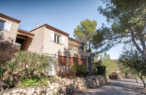 Esparron-de-Verdon Villa | Lac Esparron de Verdon Villa with stunning views and private access to the lake