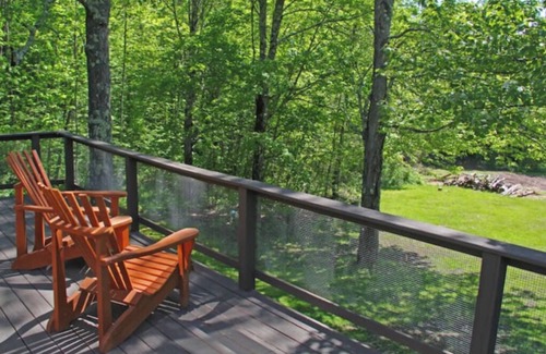 Elizabethtown Ski Chalet | Lacy's Camp, Chalet in amazing Lincoln Pond with WiFi