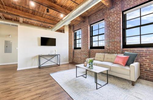 Lafayette Square Apartment | Lafayette 107 I Modern & Vintage 1bd Apartment