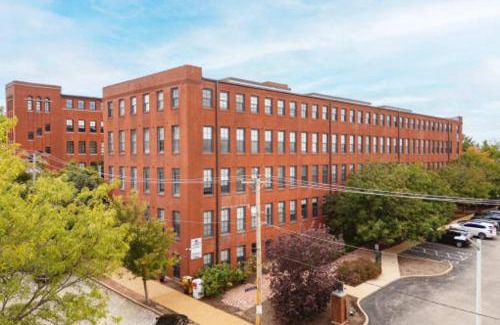 Lafayette Square Apartment | Lafayette 107 I Modern & Vintage 1bd Apartment