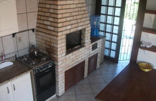 Lagoa da Conceicao Apartment | Lagoa da Conceição Apartments AC -cozinha completa-centrinho da lagoa